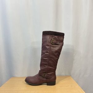 JustFab Maeve Boot in Burgundy - Size 8
